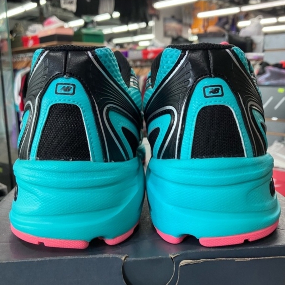 New Balance 740v2 Cyber Jade - Picture 6 of 7